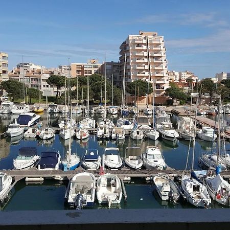 Appartement Beau T2 au calme avec parking sublime vue sur port à Canet-en-Roussillon Extérieur photo