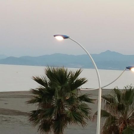 Appartement Beau T2 au calme avec parking sublime vue sur port à Canet-en-Roussillon Extérieur photo