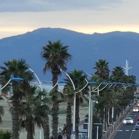 Appartement Beau T2 au calme avec parking sublime vue sur port à Canet-en-Roussillon Extérieur photo