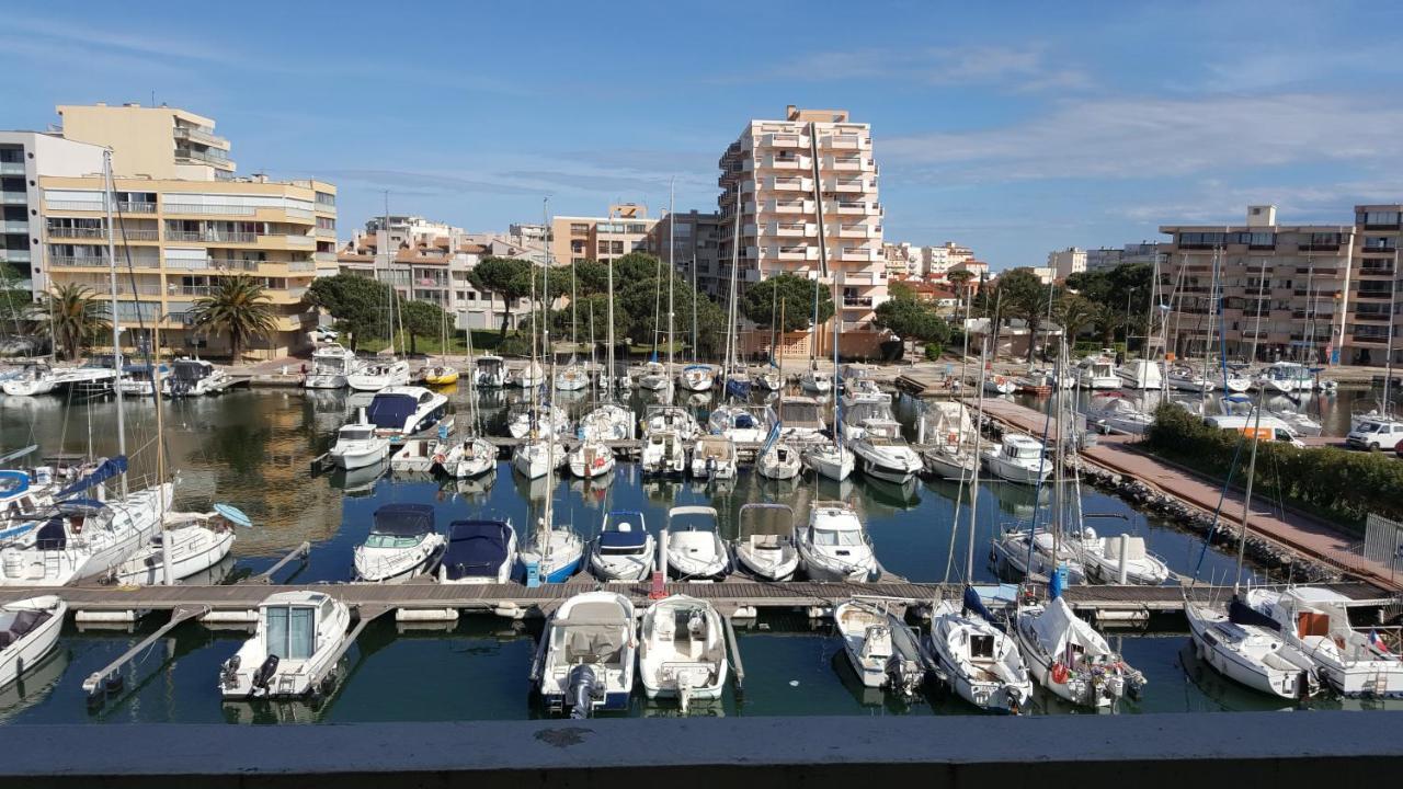 Appartement Beau T2 au calme avec parking sublime vue sur port à Canet-en-Roussillon Extérieur photo