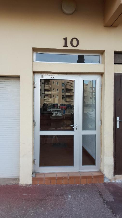 Appartement Beau T2 au calme avec parking sublime vue sur port à Canet-en-Roussillon Extérieur photo