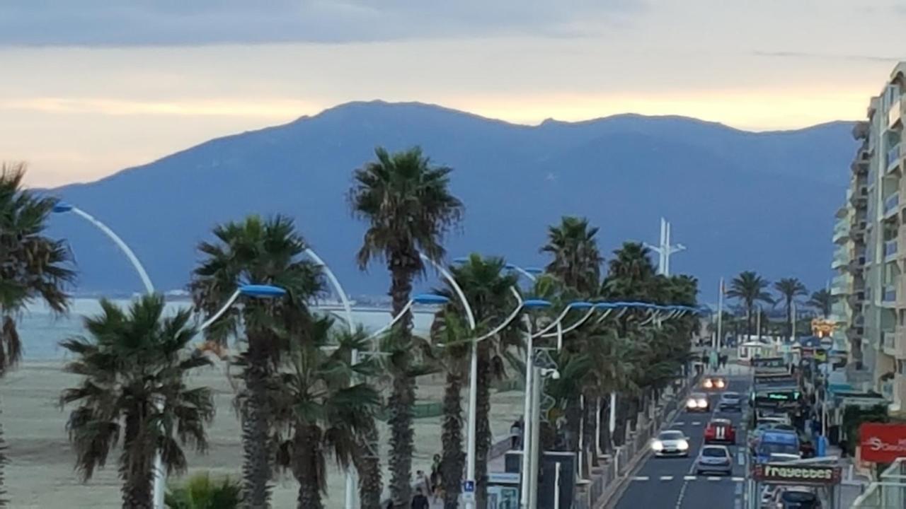 Appartement Beau T2 au calme avec parking sublime vue sur port à Canet-en-Roussillon Extérieur photo